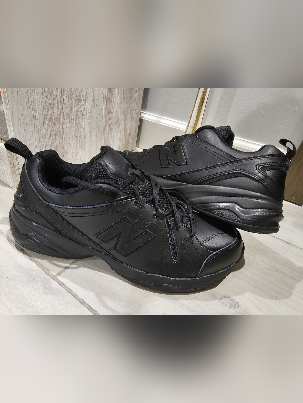 New Balance 608 Men's Black Leather Sneakers Shoes Size 11.5